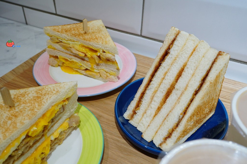 臨江夜市美食 明美碳烤吐司