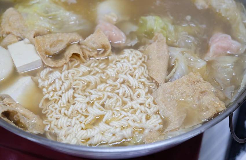 [台南]中西區永吉豬肉爐牛肉爐 蔬果湯頭肥豬蝦肉質肥厚有彈性好驚艷