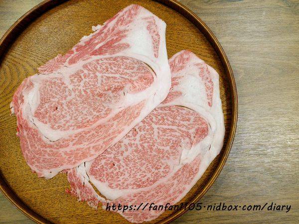 東區涮涮鍋【Shabu Nana 日式涮涮鍋 奈奈】#涮涮鍋 #冷藏A5和牛肋眼 #冷藏美國Prime自然牛小排 #溫體牛肉 #奈奈 #東區美食 #東區火鍋 (36).JPG