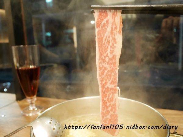 東區涮涮鍋【Shabu Nana 日式涮涮鍋 奈奈】#涮涮鍋 #冷藏A5和牛肋眼 #冷藏美國Prime自然牛小排 #溫體牛肉 #奈奈 #東區美食 #東區火鍋 (53).JPG