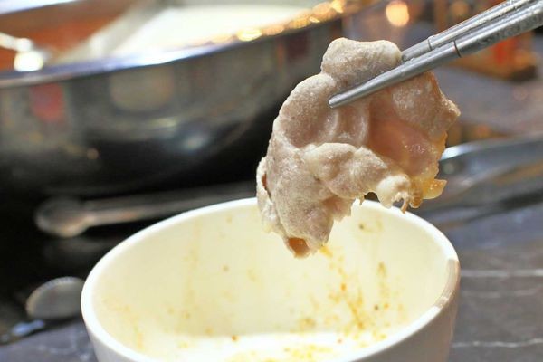 【中和美食】八海食潮當代鍋物-８種不同品種蝦子堆成一座小山的爆誇張美食