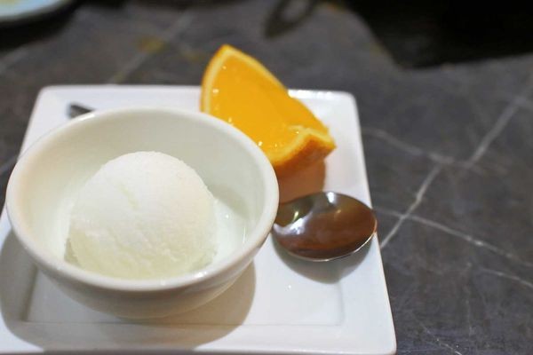 【中和美食】八海食潮當代鍋物-８種不同品種蝦子堆成一座小山的爆誇張美食