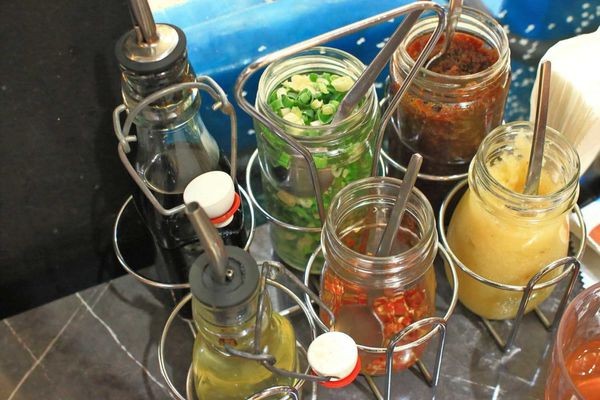 【中和美食】八海食潮當代鍋物-８種不同品種蝦子堆成一座小山的爆誇張美食