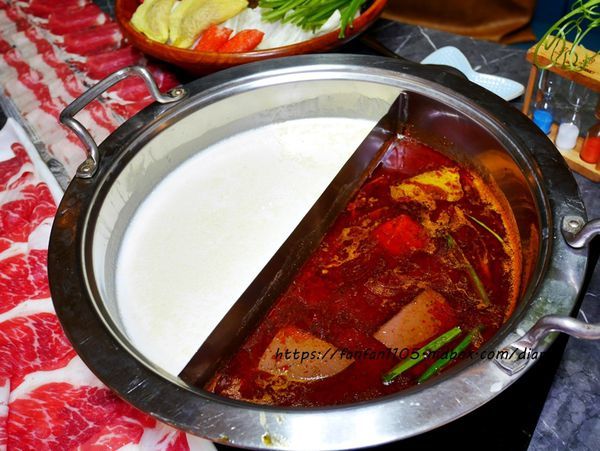 【中和火鍋】八海食潮當代鍋物 #中和環球 海鮮、哈根達斯 $498吃到飽  (22).JPG