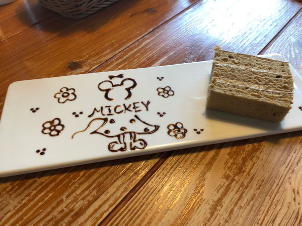 圓圓家愛吃貨—基隆美食餐廳《米奇a麥田》不只好吃，更好拍！