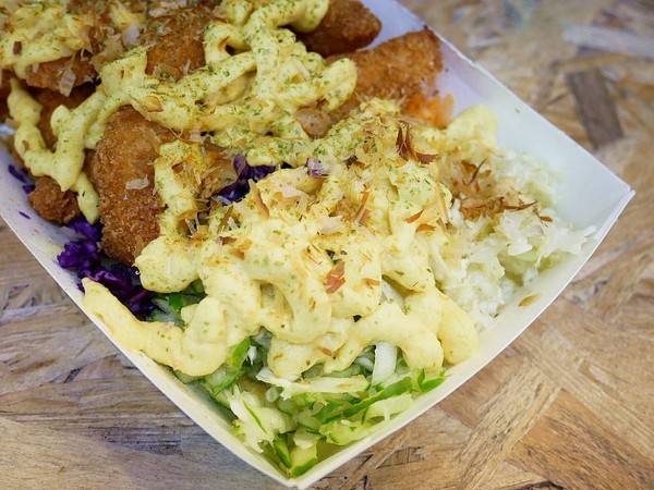 小熊炸餅：小熊炸餅-逢甲炸物新風貌   泥漿炸物搭配綜合生菜  解膩更清爽