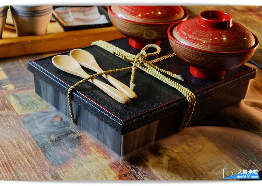 大胃米粒(中壢拉麵推薦)免費加麵兩次,山禾堂拉麵中壢店,大份量豚骨叉燒拉麵,大阪燒DIY好吃又好玩!中壢日式料理推薦,中壢藝術館美食推薦, - 大胃米粒 DAVID & MILLY