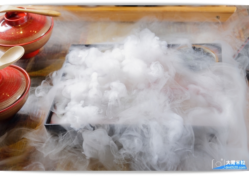 大胃米粒(中壢拉麵推薦)免費加麵兩次,山禾堂拉麵中壢店,大份量豚骨叉燒拉麵,大阪燒DIY好吃又好玩!中壢日式料理推薦,中壢藝術館美食推薦, - 大胃米粒 DAVID & MILLY