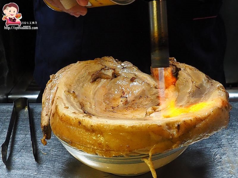 1.8公斤,三台斤,中壢火車站美食,中壢美食,大份量,嫩雞拉麵,東京牛奶起司,樹幹拉麵,社教館,蒲島太郎 @民宿女王芽月-美食.旅遊.全台趴趴走