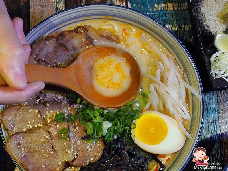 桃園中壢美食-山禾堂拉麵-好害羞，雞佛拉麵讓你補身體，還有超可愛的吐司冰淇淋  (邀約) @民宿女王芽月-美食.旅遊.全台趴趴走