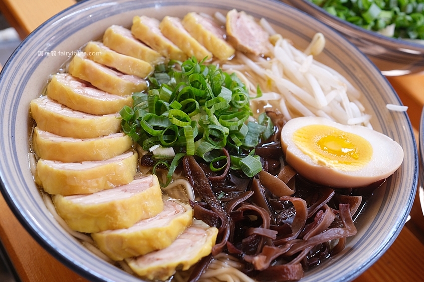 霸氣給料、滿到連麵都看不見！超佛心讓你免費加麵2次不用錢！