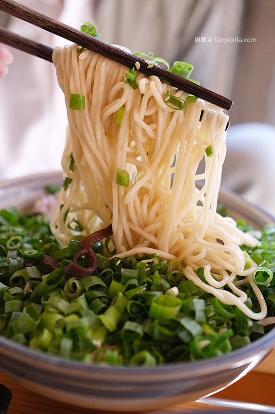 霸氣給料、滿到連麵都看不見！超佛心讓你免費加麵2次不用錢！