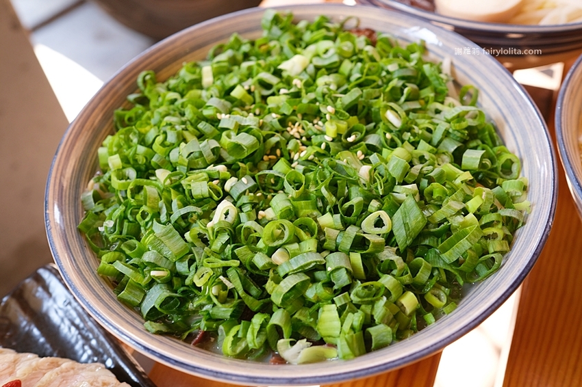 霸氣給料、滿到連麵都看不見！超佛心讓你免費加麵2次不用錢！