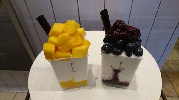 Ootoro Milk 大とろ牛乳(快閃夢時代)：高雄~超夯的Ootoro Milk 大とろ牛乳快閃夢時代了~限定7/1-8/31~用吸的牛奶冰~不含任何添加物~就是要天然優質~