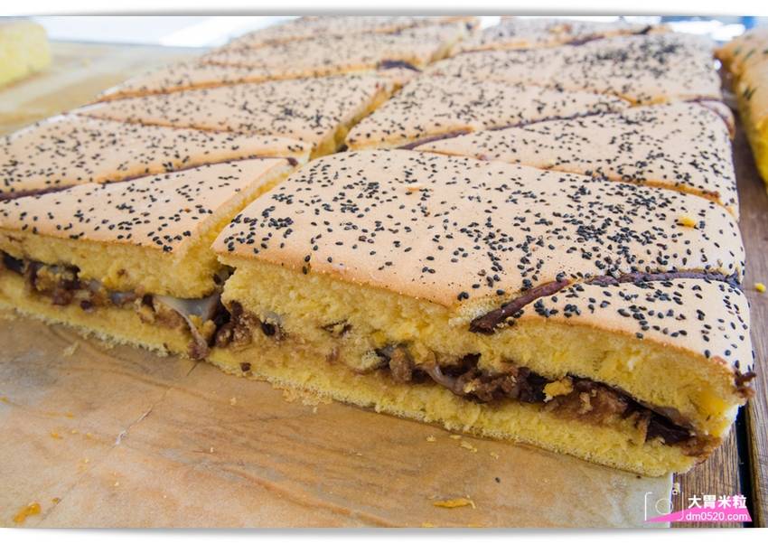 百元平價古早味蛋糕,朵玫絲甜點森林,爆漿內餡超滿溢,每日現烤出爐立馬瘋搶,每週單雙日推出限定口味,高雄三民美食,高雄甜點推薦, - 大胃米粒 DAVID & MILLY