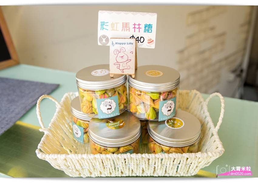 百元平價古早味蛋糕,朵玫絲甜點森林,爆漿內餡超滿溢,每日現烤出爐立馬瘋搶,每週單雙日推出限定口味,高雄三民美食,高雄甜點推薦, - 大胃米粒 DAVID & MILLY