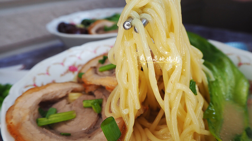 防疫美食,防疫宅配美食,防疫冷凍食品,防疫 囤貨,宅在家吃拉麵,宅在家 冷凍食品,微波雞湯推薦,微波拉麵推薦,微波叉燒推薦,團購拉麵,團購日式拉麵