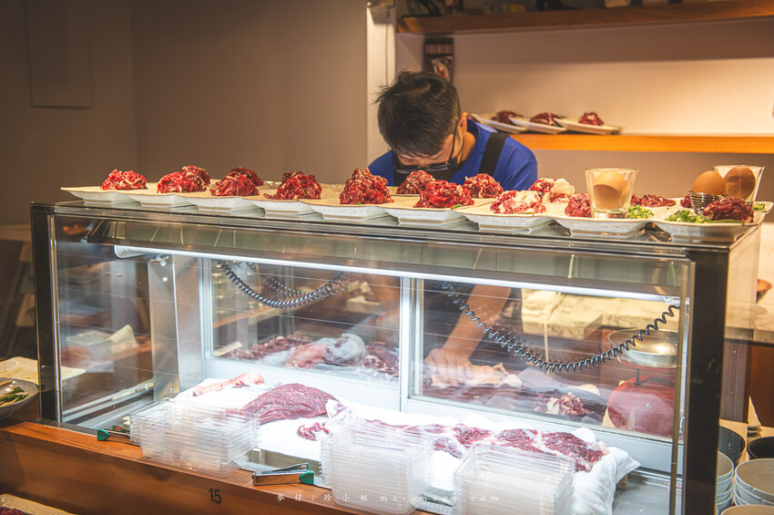 台北美食｜牛肆湯鍋 ～台北超人氣的溫體牛肉蔬菜火鍋，網路預約困難店想吃請趁早訂位