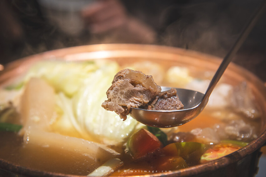 台北美食｜牛肆湯鍋 ～台北超人氣的溫體牛肉蔬菜火鍋，網路預約困難店想吃請趁早訂位