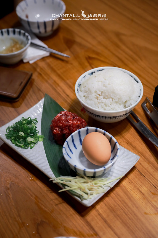 台北溫體牛火鍋！中山區牛肆火鍋湯頭暖身，必吃烤牛舌與雜炊。