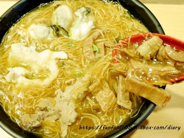 【台北美食】万家紅麵線-大安店 #古早味 #台灣小吃 #大安站 #巷弄美食 #東石鮮蚵 #麵線  (14).JPG