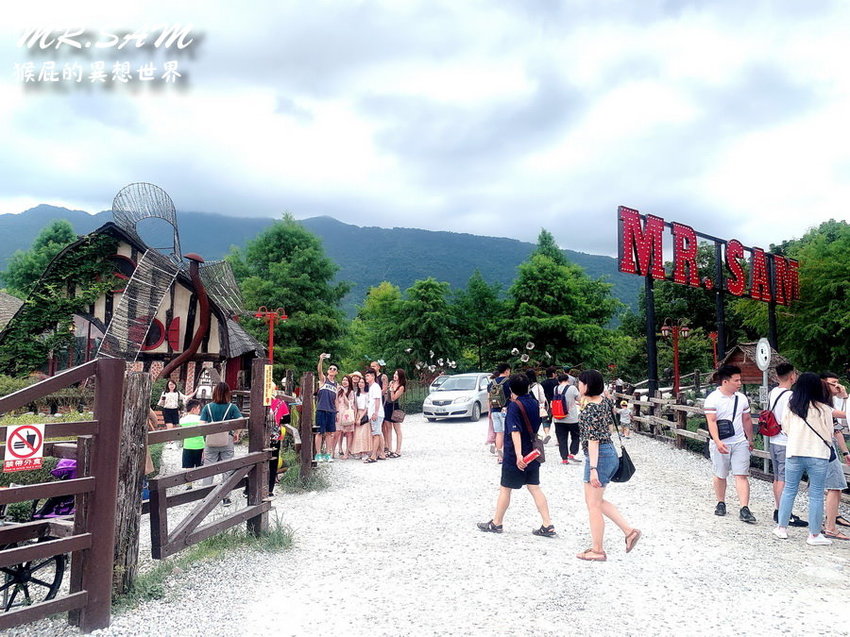 【花蓮景點】Mr. Sam山姆先生咖啡館,瞬間掉進童話故事裡!超夢幻粉色西瓜霜淇淋好吃又好拍!花蓮IG打卡景點! @猴屁的異想世界