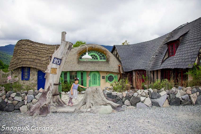 【吃喝．花蓮】壽豐景點／Mr.Sam山姆先生咖啡館～最夢幻的童話屋咖啡館，彷復進入魔戒哈比人居住的夏爾村