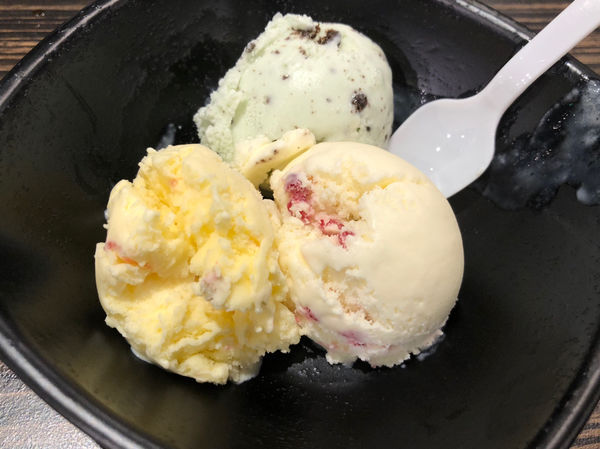 圓圓家愛吃貨—新北樹林《好客燒烤》滿滿的肉,新鮮的海味,海鮮燒烤吃到飽,樹林秀泰店2018新開幕!!