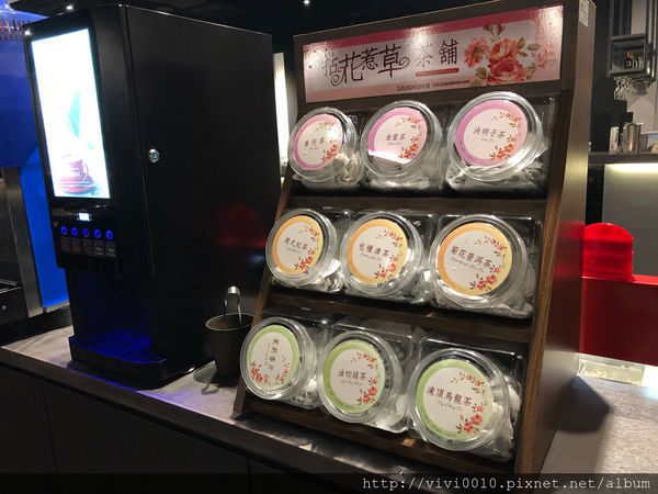 圓圓家愛吃貨—新北樹林《好客燒烤》滿滿的肉,新鮮的海味,海鮮燒烤吃到飽,樹林秀泰店2018新開幕!!