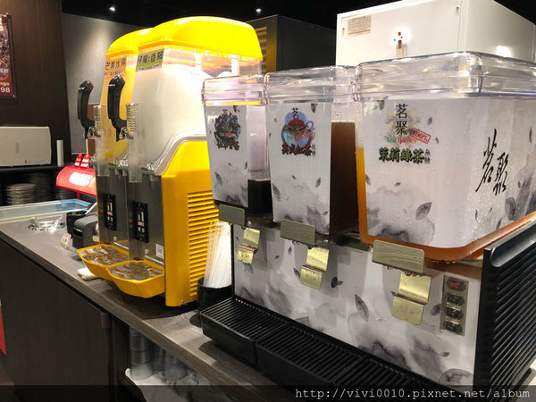 圓圓家愛吃貨—新北樹林《好客燒烤》滿滿的肉,新鮮的海味,海鮮燒烤吃到飽,樹林秀泰店2018新開幕!!