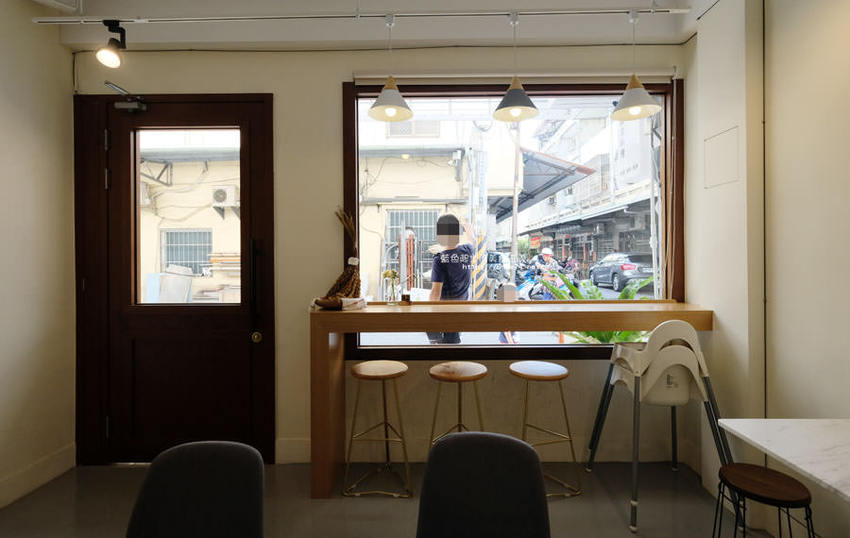 台中大里│在廚房-蔬食的美味,份量足,環境優 - 藍色起士的美食主義