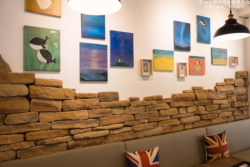 高雄左營︱O.manny 奧曼尼 Kitchen　寧靜小店、超邪惡熱鍋鬆餅，邂逅一場食與畫交織的優雅繽紛好時光！