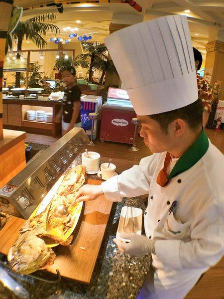 37296629_1872059009481977_4257010913363623936_n