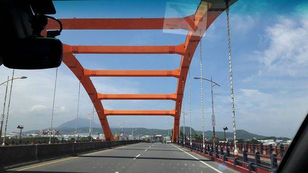 37245025_1872663469421531_8339172213458468864_n