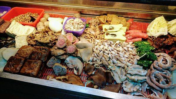 37340519_1961019137263099_439326165983821824_n