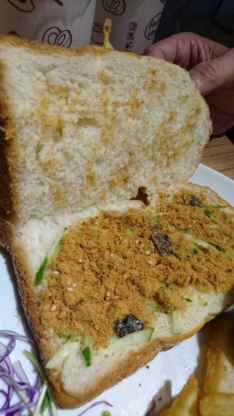 好食間早午餐：高雄~好。食間早午餐~享受早晨現作的美好時光~推創意料理倒插章魚燒~