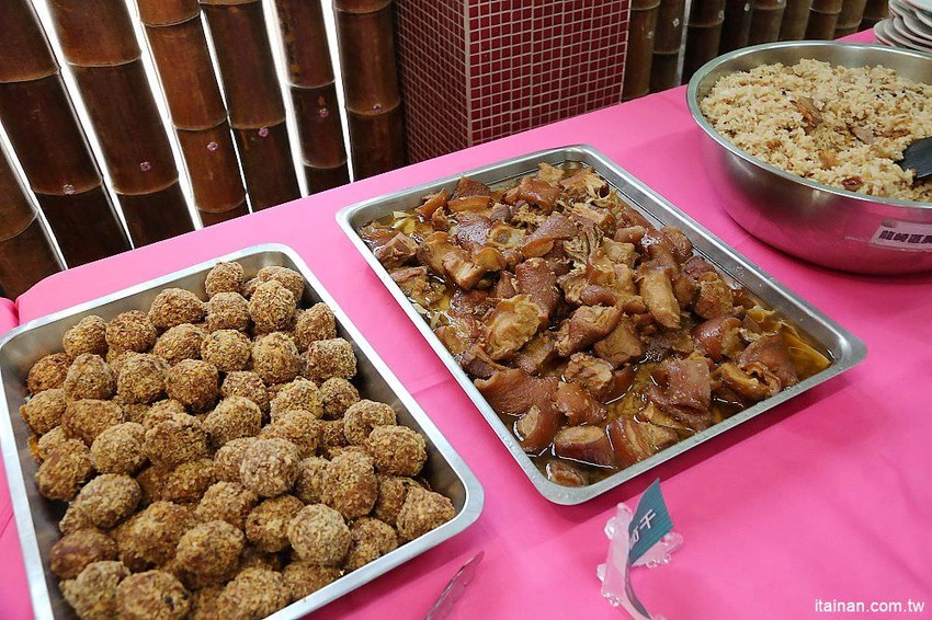 【台南旅遊】崎聚 漫遊龍崎老街x龍崎美食景點x崎聚市集。台南最新打卡私房景點推薦! - 台南好Food遊