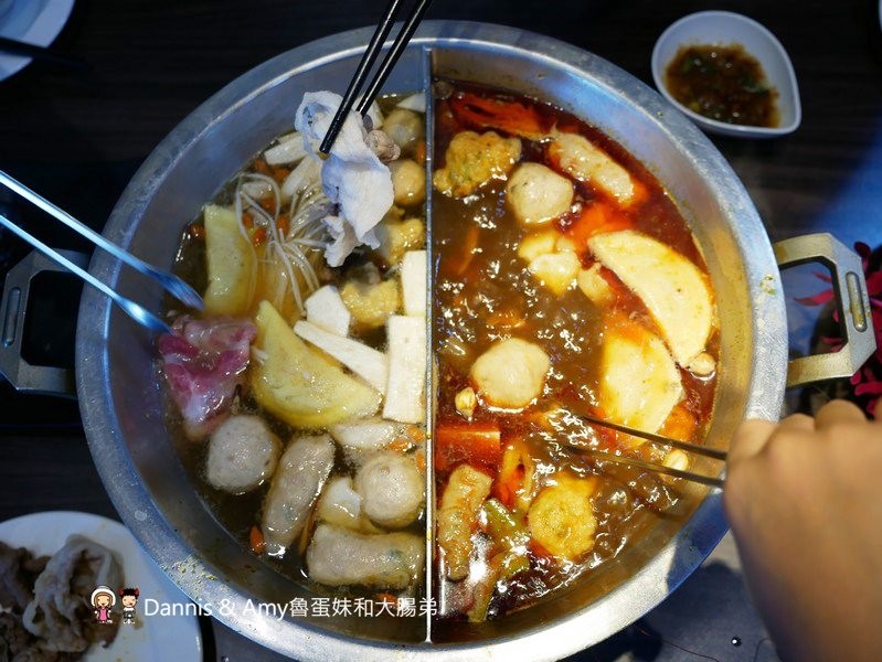 《新竹芙洛麗大飯店餐廳》銅話鍋物火鍋吃到飽.澳洲和牛.美國 Prime 牛肉.鹿兒島黑豬肉.天使紅蝦.幾十種哈根達斯莫凡彼冰淇淋隨你吃︱聚餐推薦（影片）