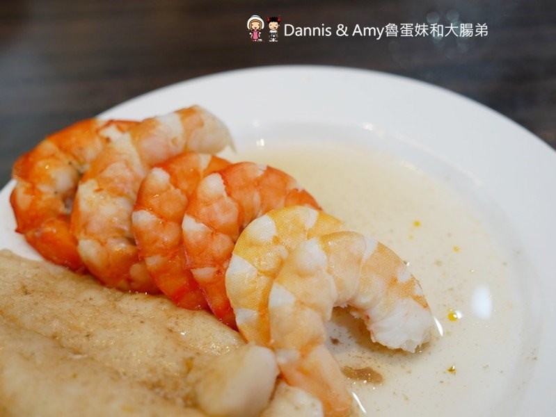 《新竹芙洛麗大飯店餐廳》銅話鍋物火鍋吃到飽.澳洲和牛.美國 Prime 牛肉.鹿兒島黑豬肉.天使紅蝦.幾十種哈根達斯莫凡彼冰淇淋隨你吃︱聚餐推薦（影片）