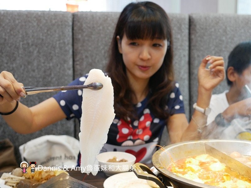 《新竹芙洛麗大飯店餐廳》銅話鍋物火鍋吃到飽.澳洲和牛.美國 Prime 牛肉.鹿兒島黑豬肉.天使紅蝦.幾十種哈根達斯莫凡彼冰淇淋隨你吃︱聚餐推薦（影片）