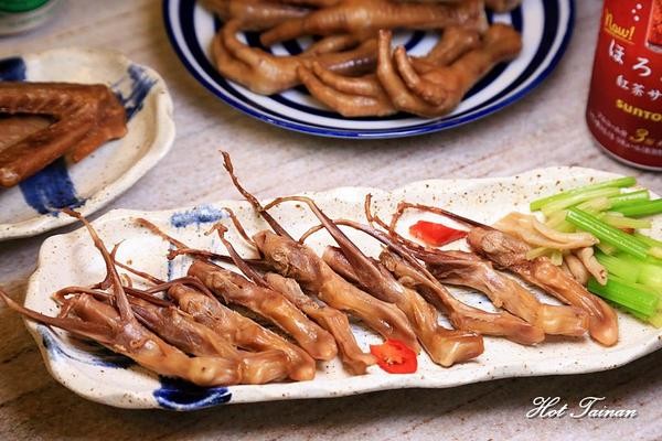 總裁灶腳:【台南美食】滷味好吃就算了!連辣椒都很誇張好吃的滷味店:總裁灶腳