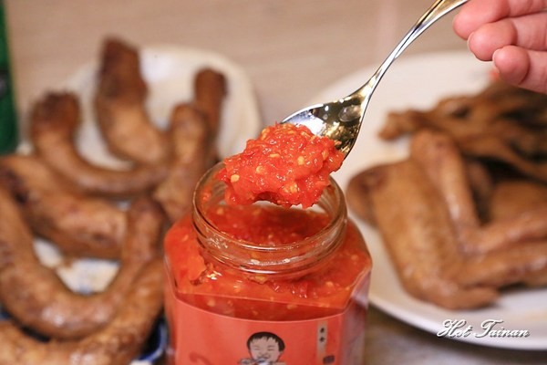 總裁灶腳:【台南美食】滷味好吃就算了!連辣椒都很誇張好吃的滷味店:總裁灶腳