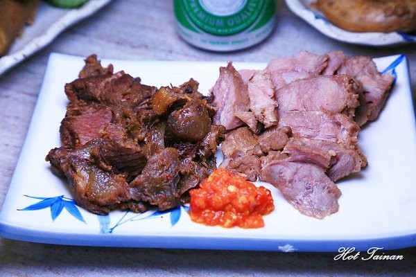 總裁灶腳:【台南美食】滷味好吃就算了!連辣椒都很誇張好吃的滷味店:總裁灶腳