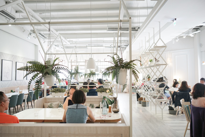 台南｜涵花庭 安平複合式餐廳．IG網美愛店．用餐不限時餐廳推薦！ - 奇奇一起玩樂趣