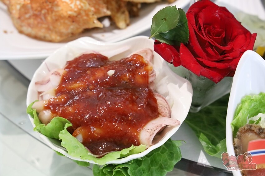 【台南美食】台南唯一!海鮮版的滿漢全席,一道菜竟然就多達20道澎湖海鮮,預約才能吃到喔:涵花庭 - 熱血玩台南。跳躍新世界