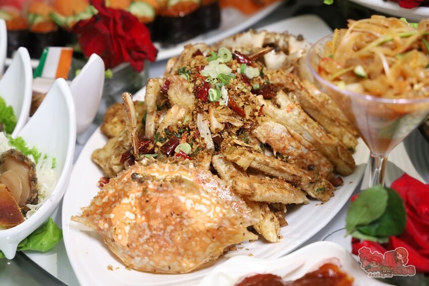 【台南美食】台南唯一!海鮮版的滿漢全席,一道菜竟然就多達20道澎湖海鮮,預約才能吃到喔:涵花庭 - 熱血玩台南。跳躍新世界