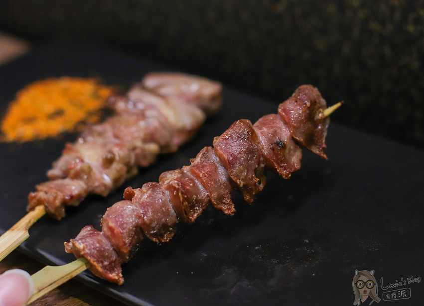 西門町串燒居酒屋》隆次郎燒鳥串燒,超強專業燒鳥巷弄美食 - Lexies Blog,寫食派