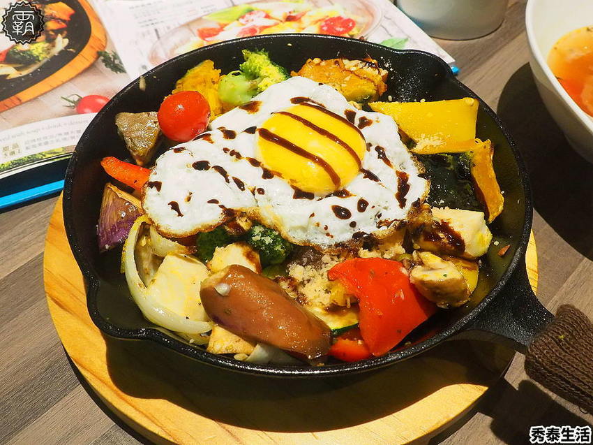 全新莫凡彼咖啡、瑪黑、小器等名店進駐,品味生活就在秀泰生活文心店!吃母親節大餐,加碼抽冰島極光之旅!