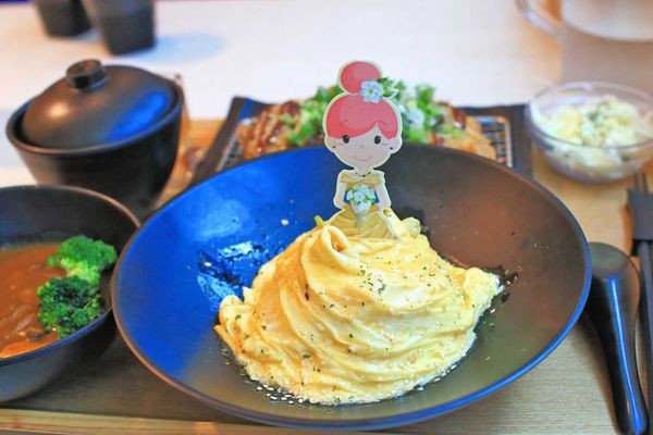 【彰化美食】五目坊茉莉館.茉莉公主的花園城堡-少女心大噴發的旋轉木馬餐廳