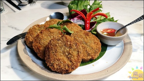 WOO Taiwan:泰國觀光局推薦此生必去十大名店 WOO Taiwan市政店。來自清邁道地美味 環境美到不像話!